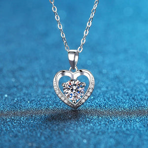 GRA Moissanite Heart Necklace 1.0ct Gemstone