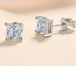 Princess Cut 1.2/2CT Moissanite Stud Diamond Earrings